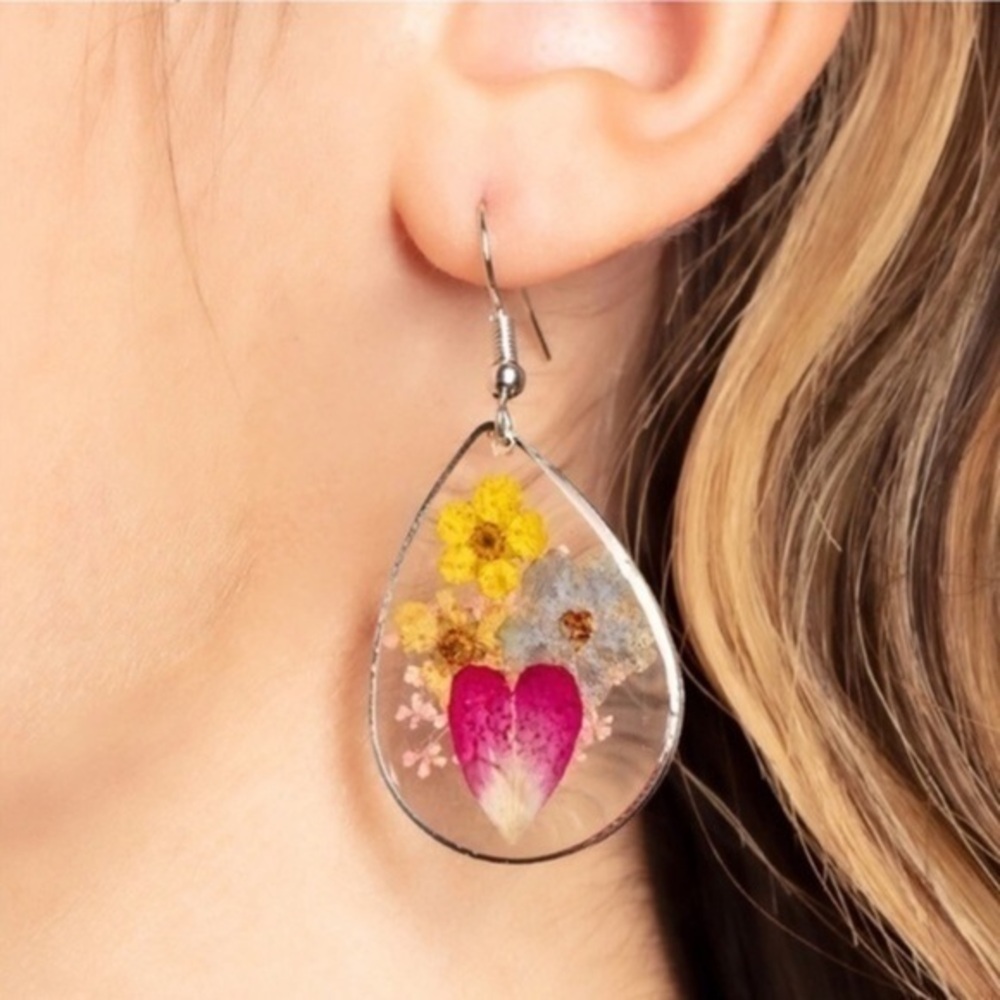 Wildflower Teardrop Earrings Fashion Jewelry Boho Chic BRAND NEW